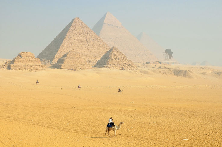 Pyramid Camel ride tour