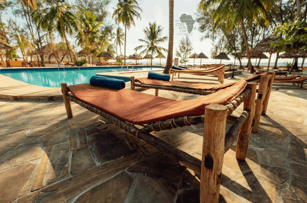 Sansi Khae Beach Resortpool lounge